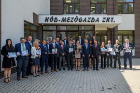 KÉT ÉS FÉL ÉV UTÁN ISMÉT ÁTADTÁK A NAGY PRESZTÍZSŰ TERMÉKDÍJAKAT (Magyar Mezőgazdaság/Csatlós Norbert)
