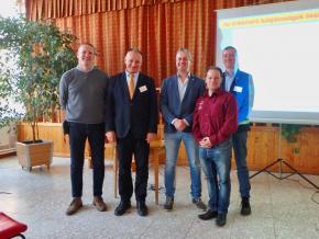 balról jobbra: Dr. Gyulay Gyula, Dr. Lehocky János, Mozsgai József, Dr. Szűcs Márton, Dr. Halász András
